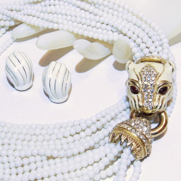 Vintage Ciner Tiger Faux Ivory Torsade Necklace - Picture 5 of 8